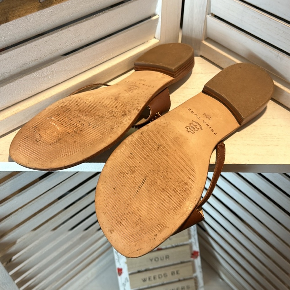 Trina Turk Sandals Gold Detailing - Picture 2 of 3